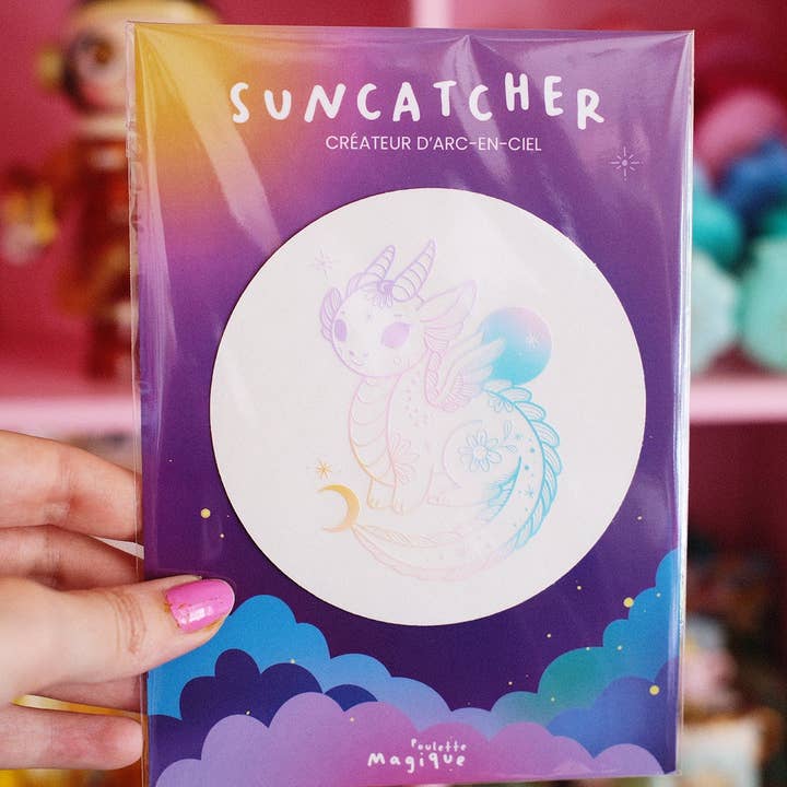 Poulette Magique - Wholesale Suncatcher - Suncatcher Sticker "Magic Dragon– Rainbow Creator (Copy)1