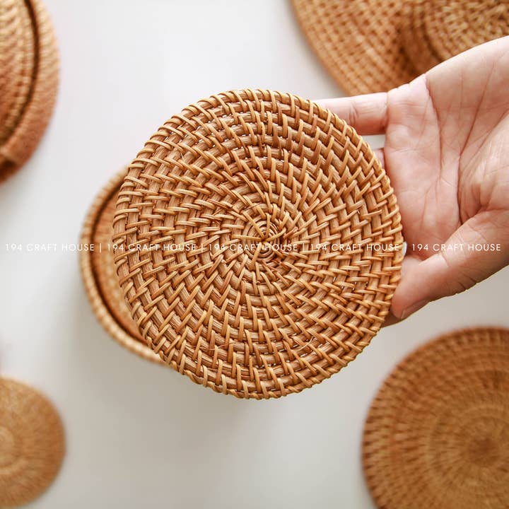 194 Craft House - Wholesale Placemat - Natural Round Rattan Placemats - Home & Kitchen Decor3