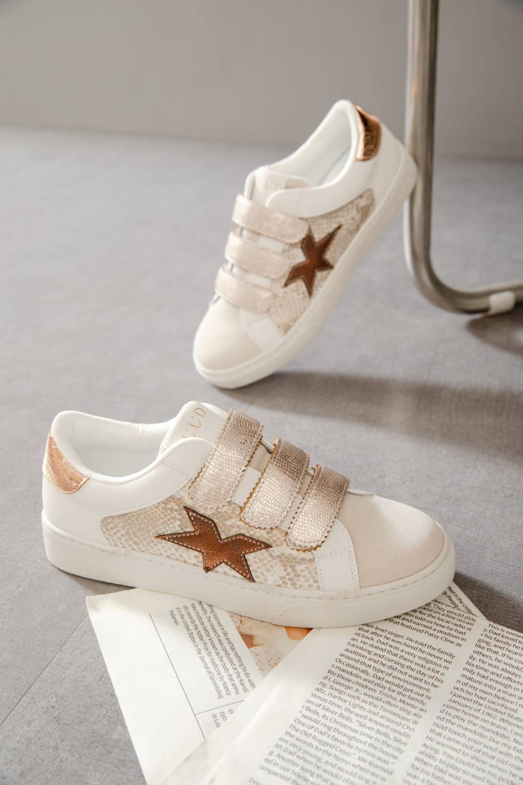 ERYNN - Wholesale Lifestyle Sneakers - Women's - BASKET A SCRATCH - LOLA20