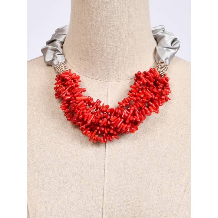 Victoria Moda - Wholesale Pendant/Charm Necklace - Short coral necklace1