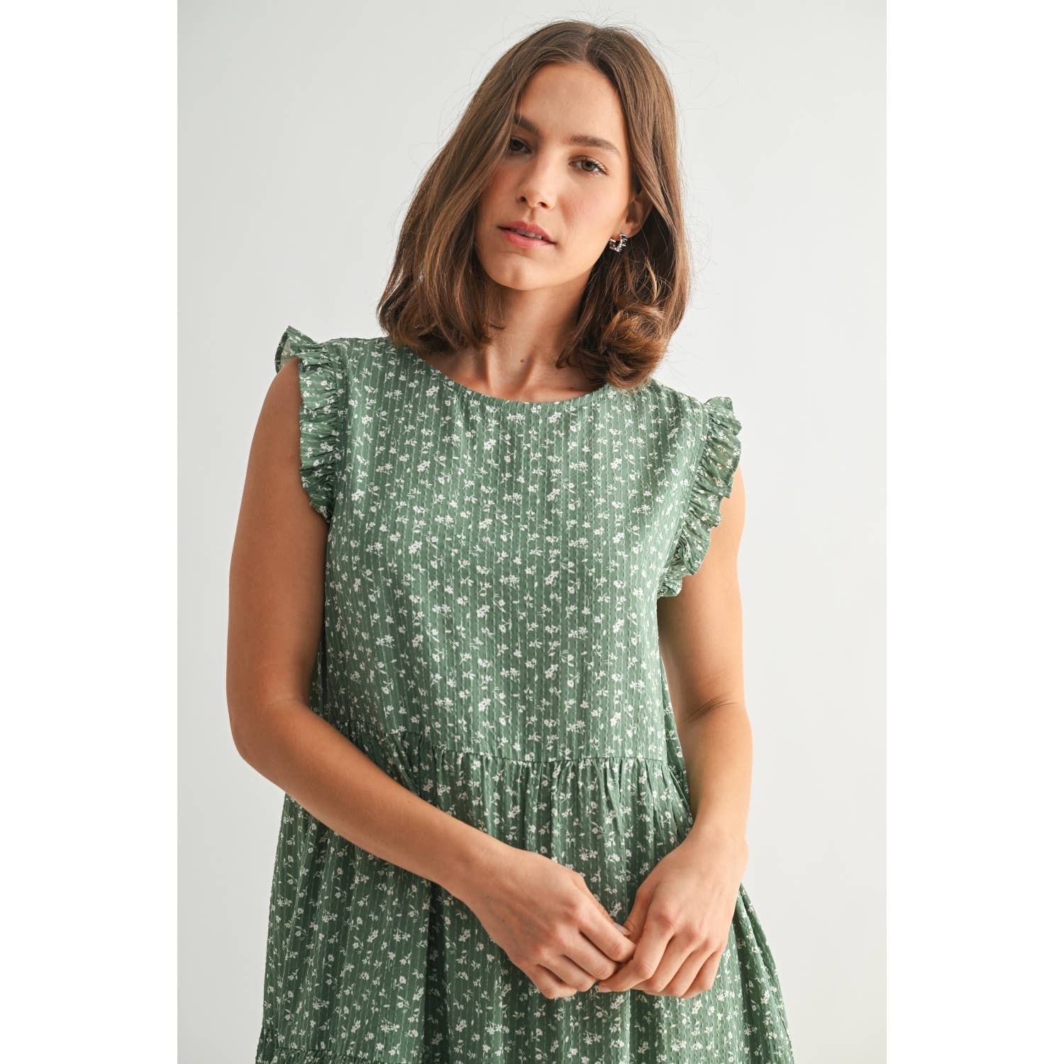 FUN2FUN - Vendita all'ingrosso Vestito - Donna - MINI ABITO A BALZE CON MOTIVO A RIGHE FLOREALI DELICATE E TESTURA9