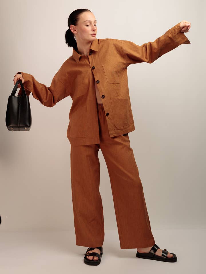 SOBRECAMISA DE LINO TOSTADO para venta al por mayor de Chill&Buy Studio