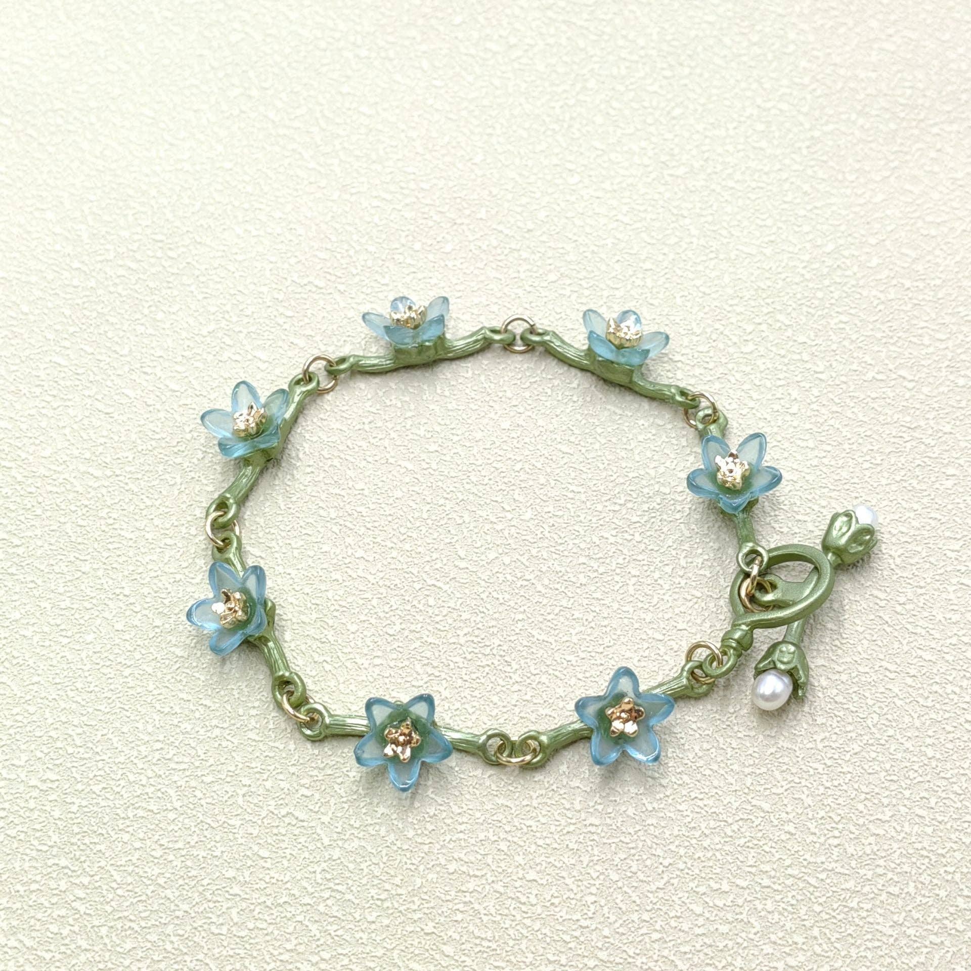 Mio Queena - Wholesale Schakelarmband - Vintage armband met bloemen die je niet vergeet1