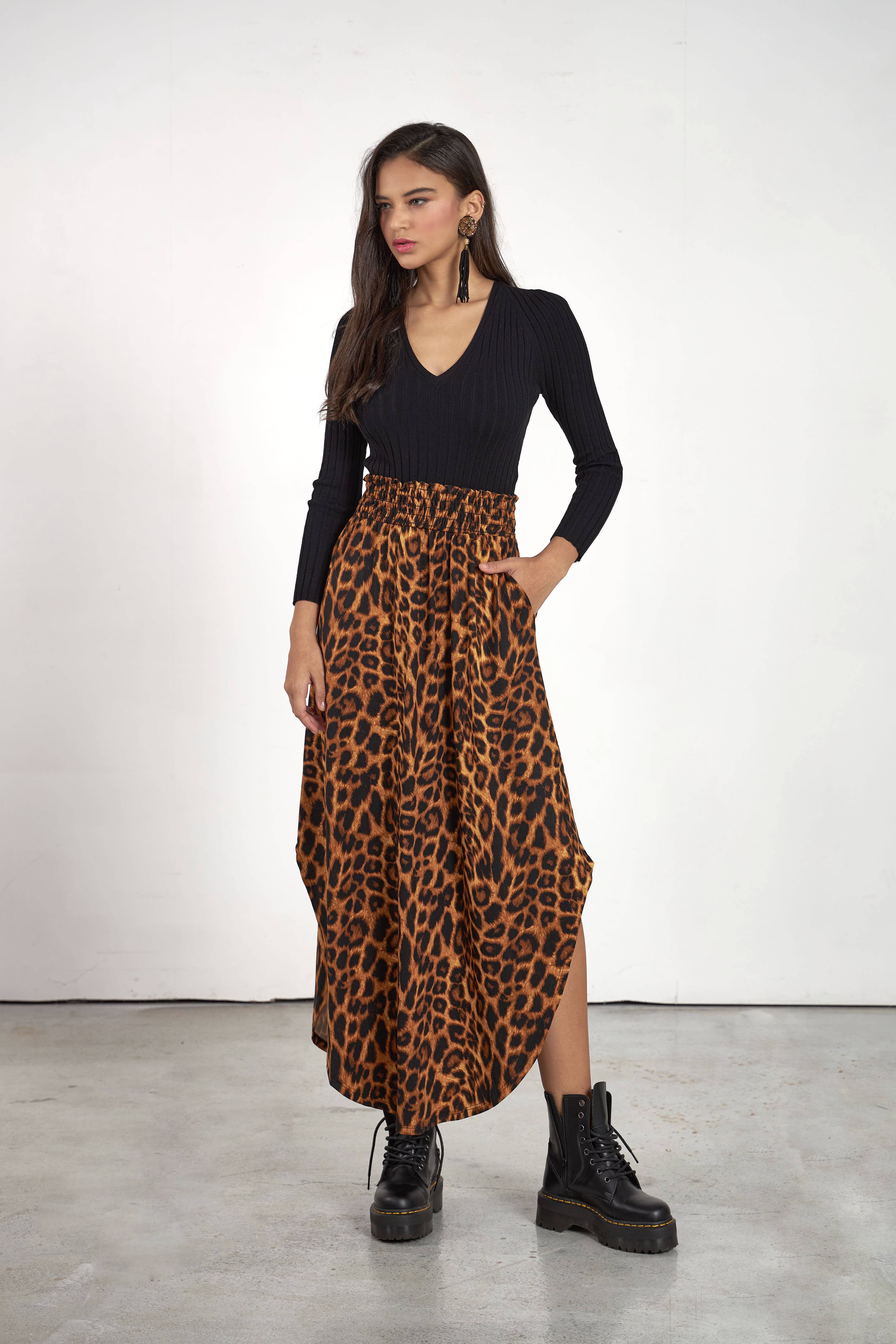 noflik - Venta al por mayor Falda - Mujer - Falda Maxi con Cintura Elástica Fruncida y Dobladillo Curvado -NS1000_3