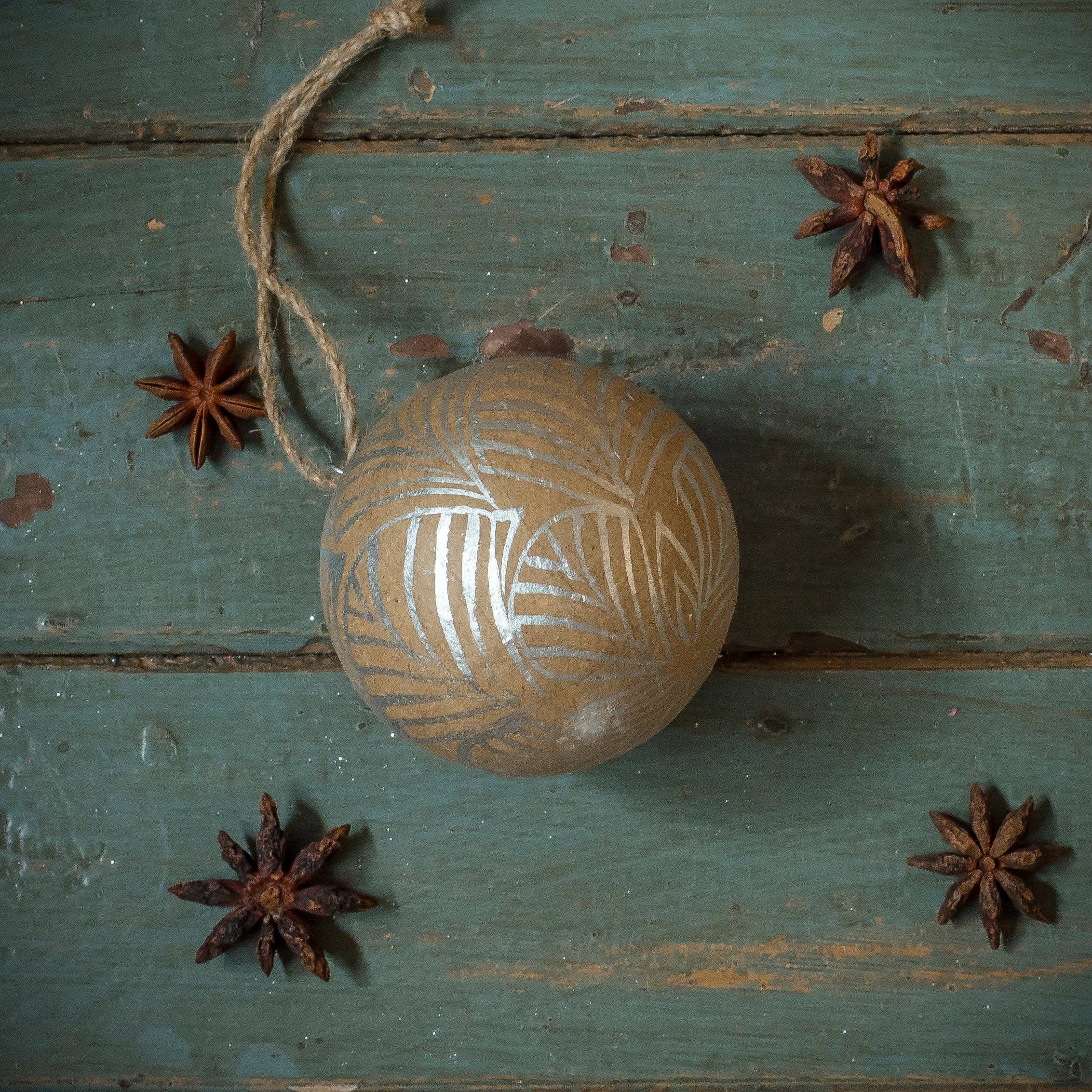 Moult - Wholesale Ornament - Kraft Papier Mache Baubles with Silver Decoration - 3 Designs1