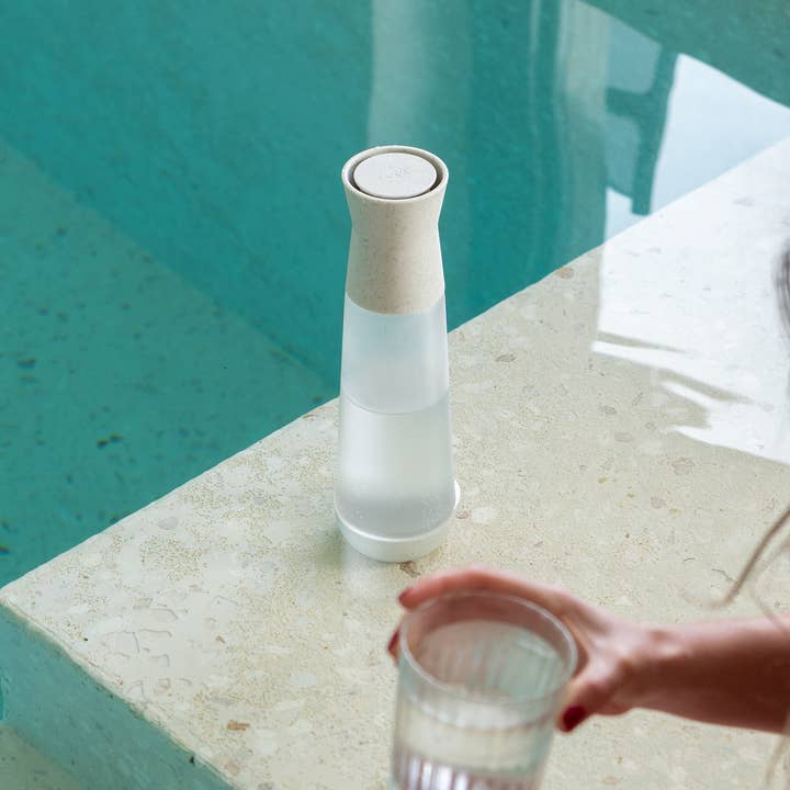 AWA - Wholesale Water bottle - AWA Carafe1