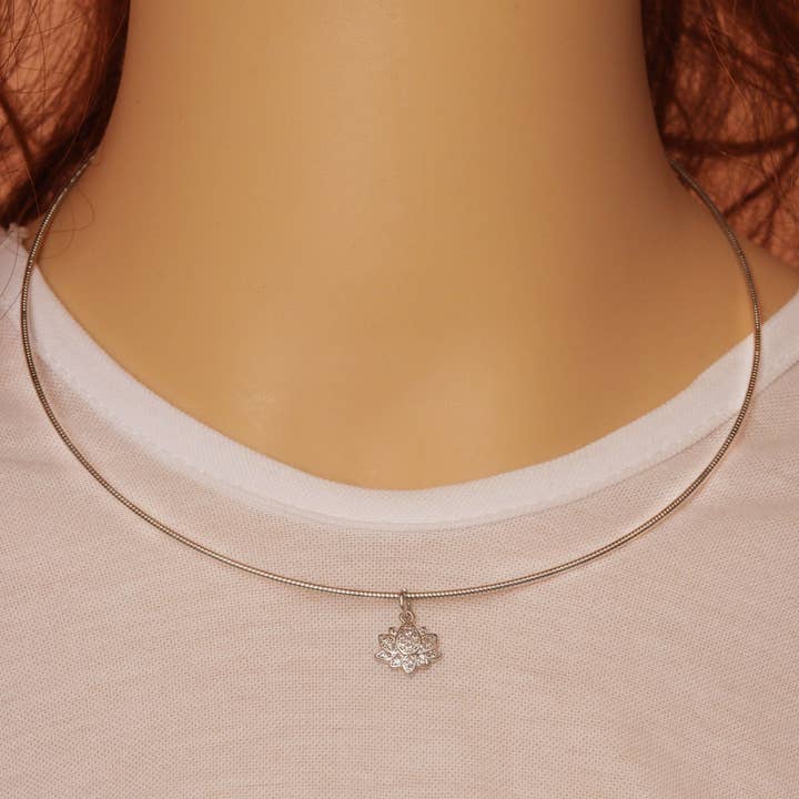 BestBeads&Beyond - Vente Collier ras-de-cou - Collier ras-de-cou en argent doré, Sku #B2302