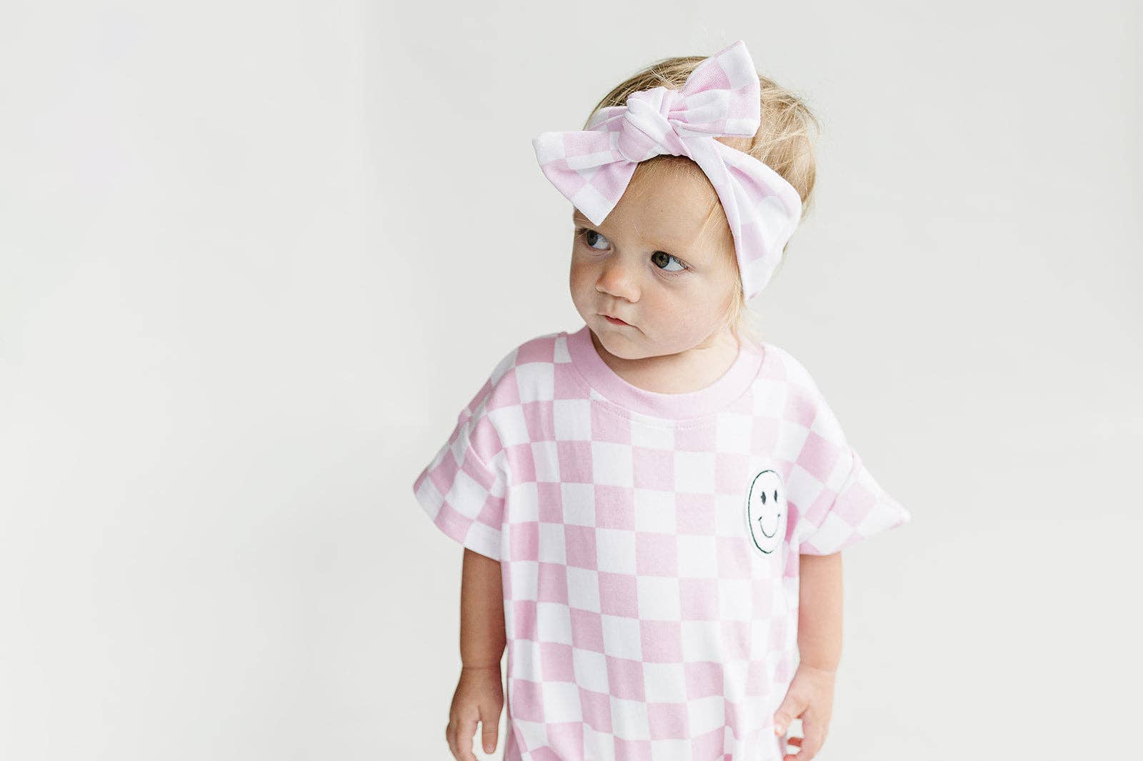 Lucky Panda Kids - Wholesale Bodysuit (Non-Footed) - Baby - Short Sleeve Bubble Romper | Checkered Smiley Pink4