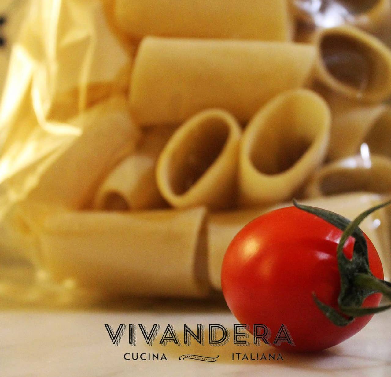 Sky X Vivandera – Engroshandel Syltede grøntsager – TOMAT DEL PIENNOLO DEL VESUVIO DOP 100% ITALIENSK7