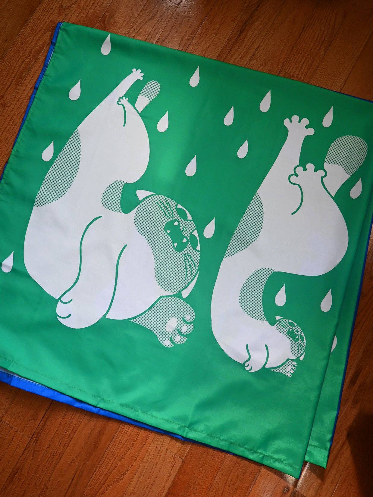 Natali Koromoto - Wholesale Shower Curtain - "DRY CATS" Shower curtain4