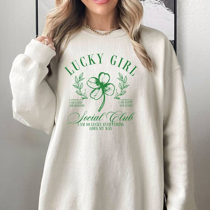 St. Patricks Day Sweatshirt, Lucky, Grafiska Kläder för wholesale av Bash