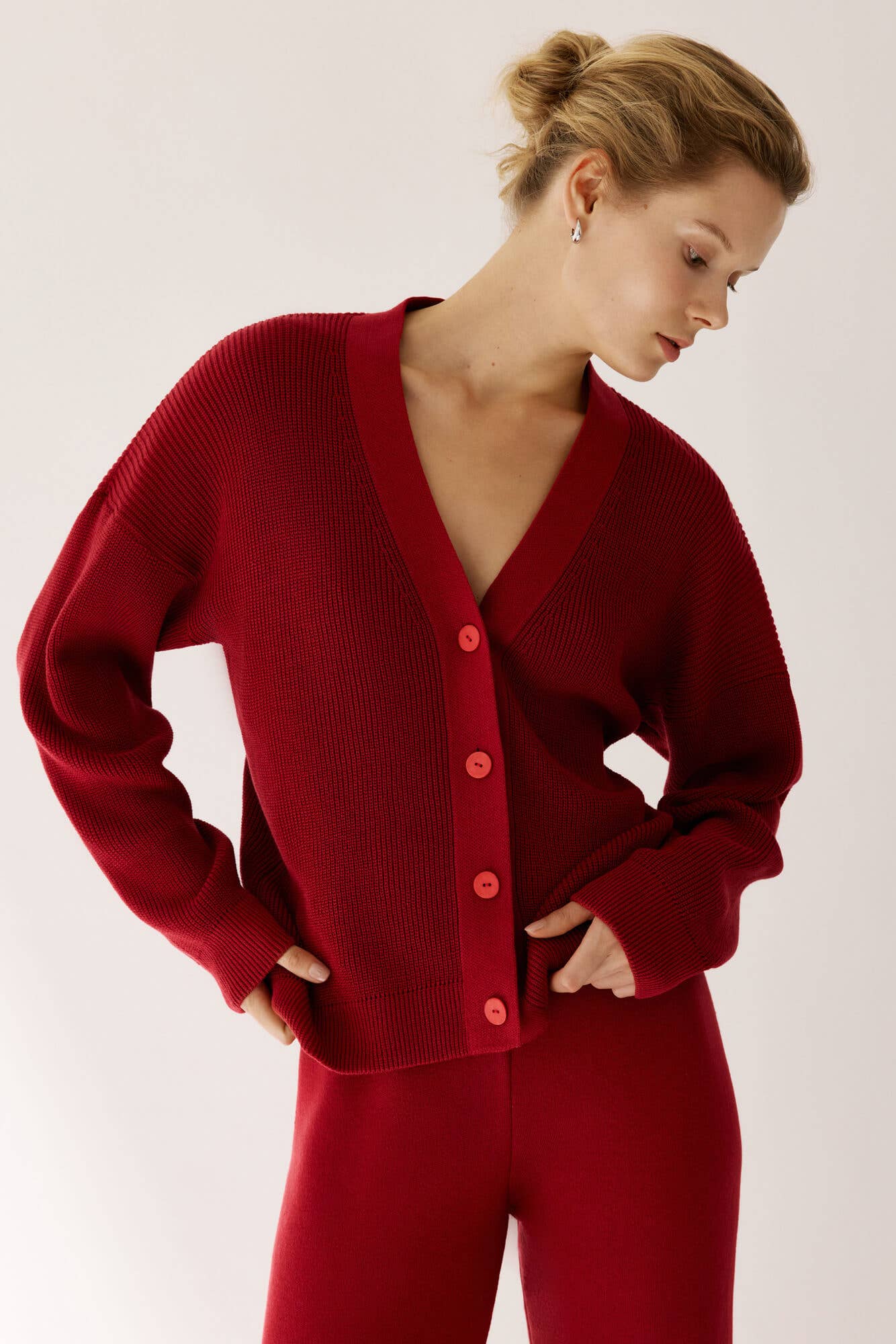 Nenya Fashion Limited – wholesale Kofta - Dam – Monki Ribbstickad Cardigan Lorin7