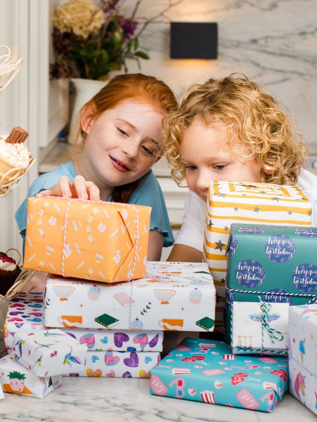 Curlicue – wholesale Flat wrap – Reader's Delight wrapping paper - sustainable & eco-friendly7