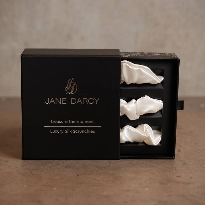 Luxury Silk 3pk Scrunchie Set, Ivory for wholesale by Jane Darcy