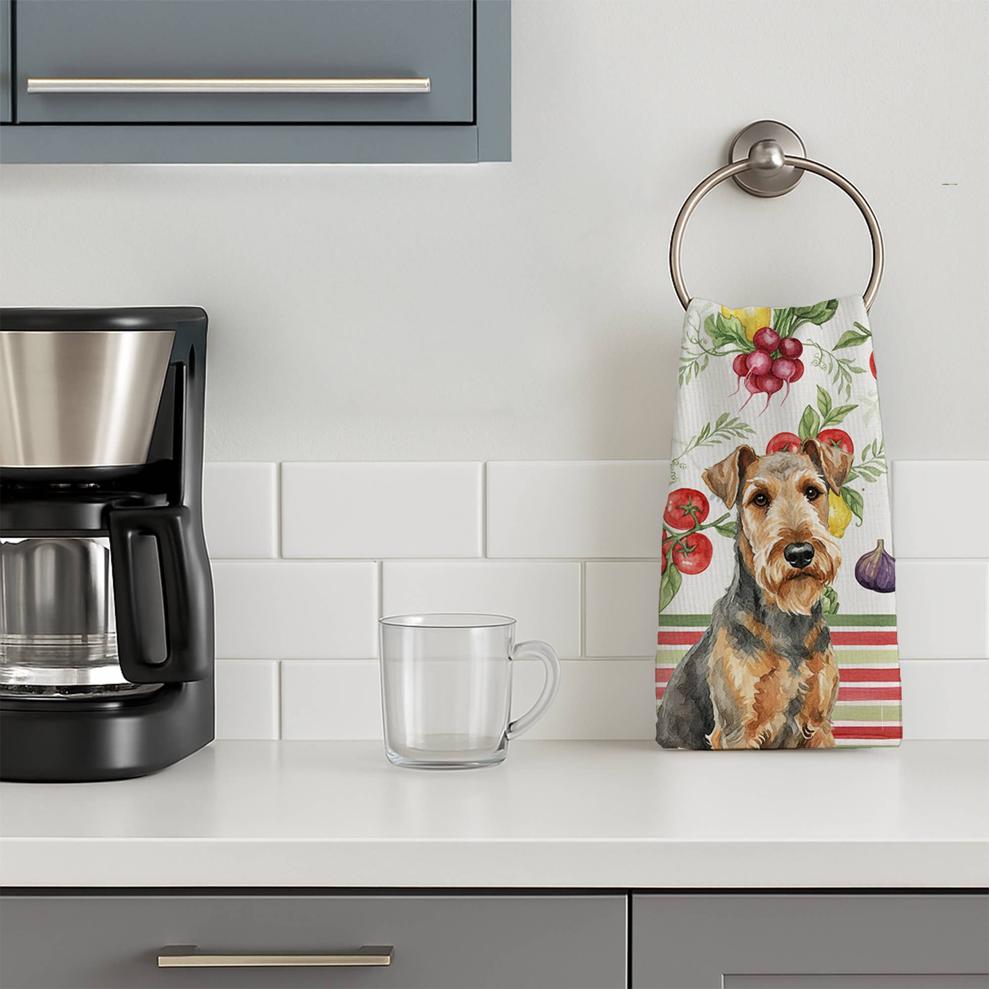Caroline's Treasures - Wholesale Hand Towel - Grizzle Airedale Terrier Vegetables Towel WDK80681