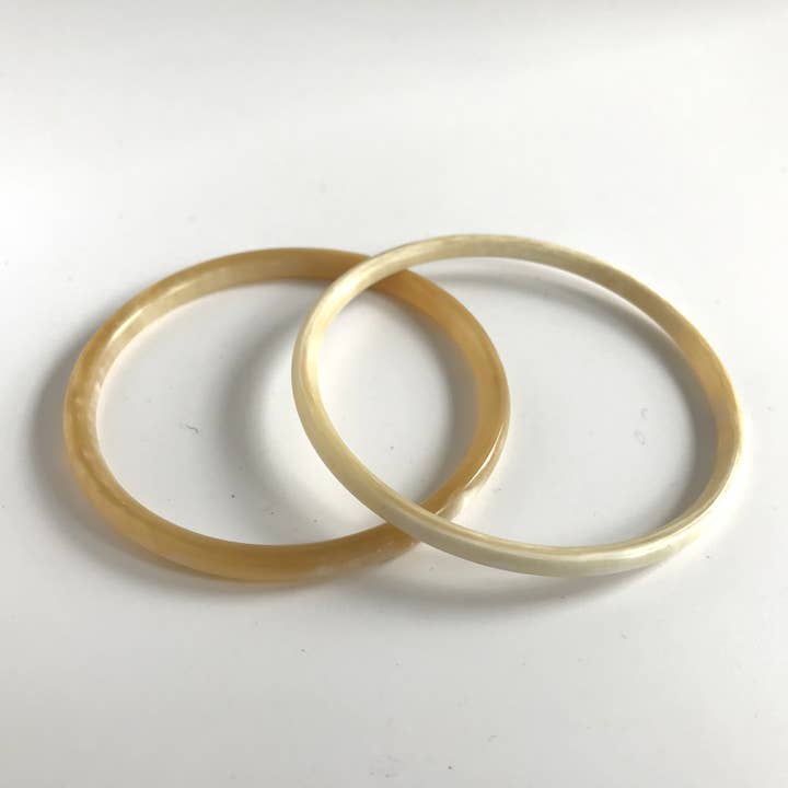 Up-Cycled Horn Thin Round Horn Bracelet for wholesale by Belart Fair Trade