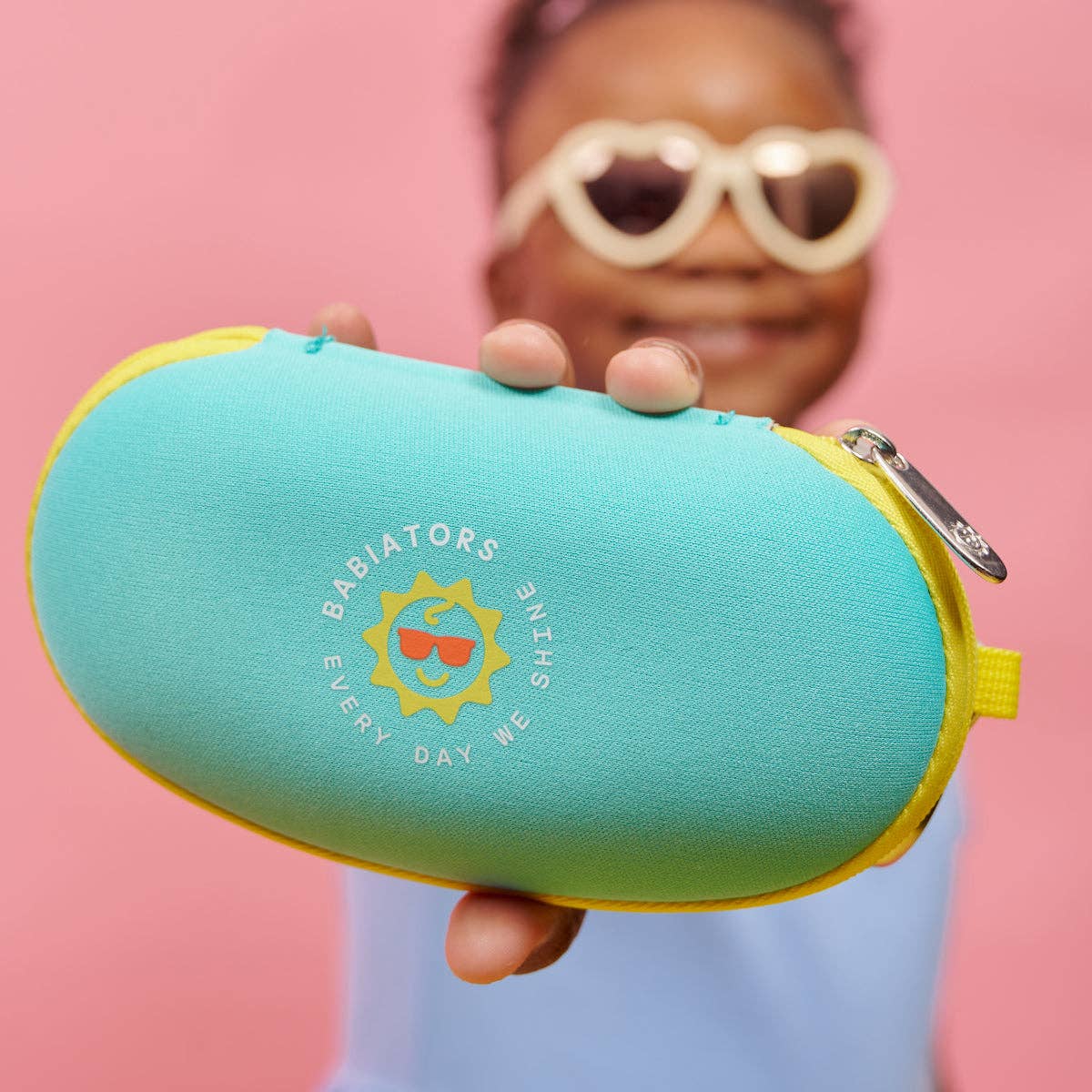 Babiators - Venta al por mayor Fundas y soportes para gafas - Niños - Estuche de Viaje Sunny Daze3