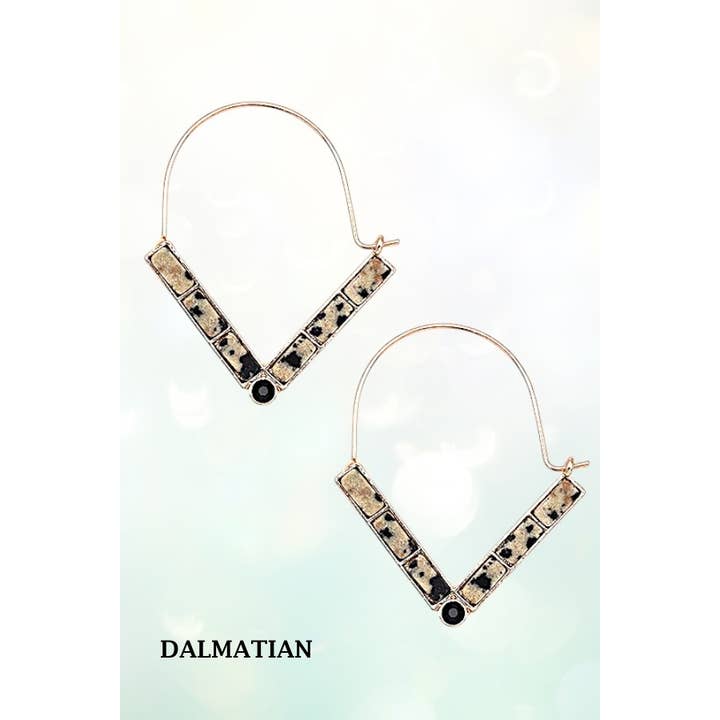 Andrea Bijoux - Vente Créoles - BOUCLES D'OREILLES CRÉOLES EN FIL EN FORME DE V AVEC PIERRES SEMI-PRÉCIEUSES7