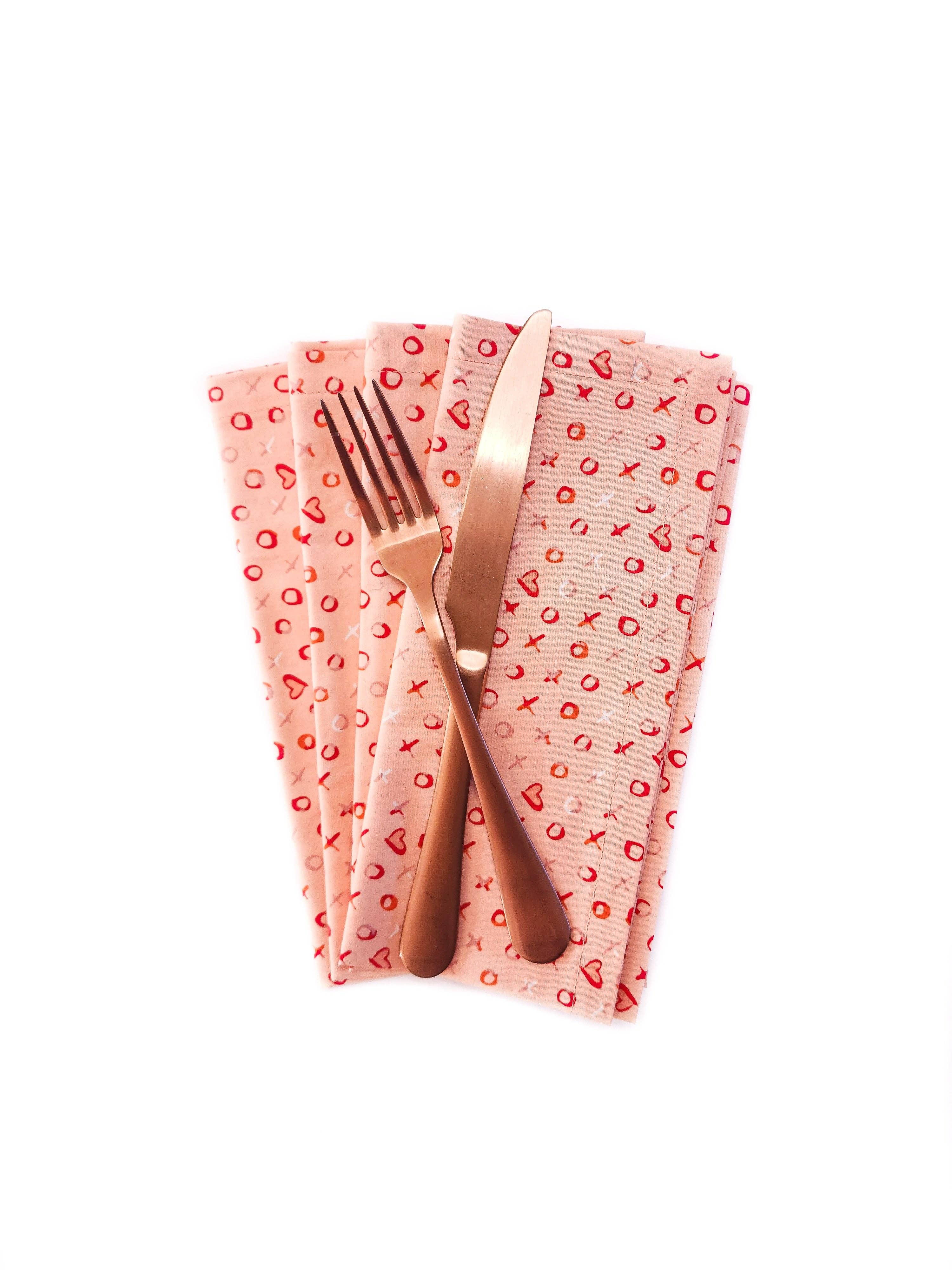 90 West Linen Co. - Wholesale Dinner & Cloth Napkin - Xs and Os Valentine's Day Napkins, Set of 413