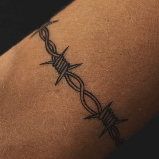 BARBED WIRE Tattoo (Pack of 2) for wholesale by Tattoonie