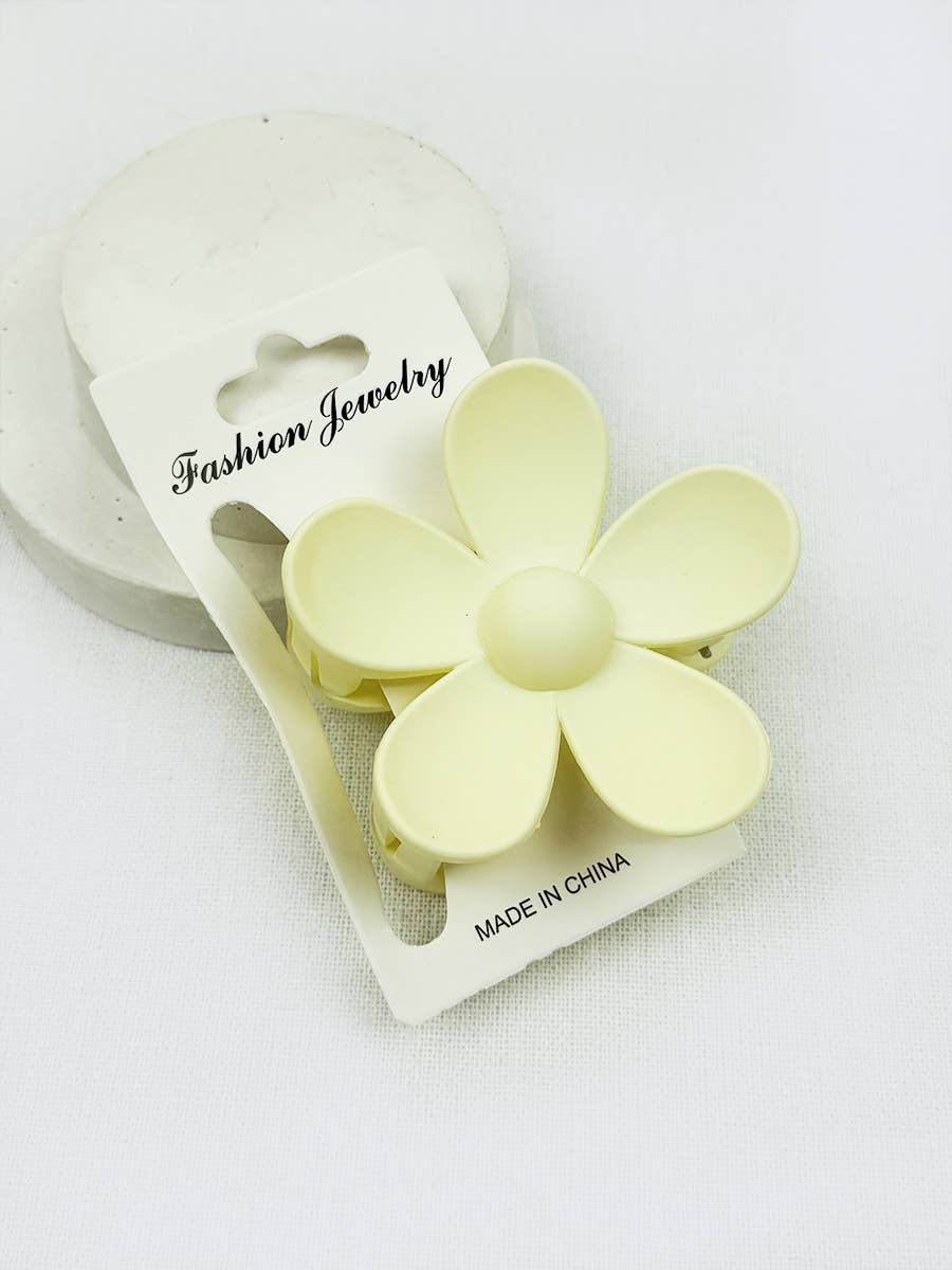 MIX COLOR Daisy Matte Hair Claw for wholesale on Faire6