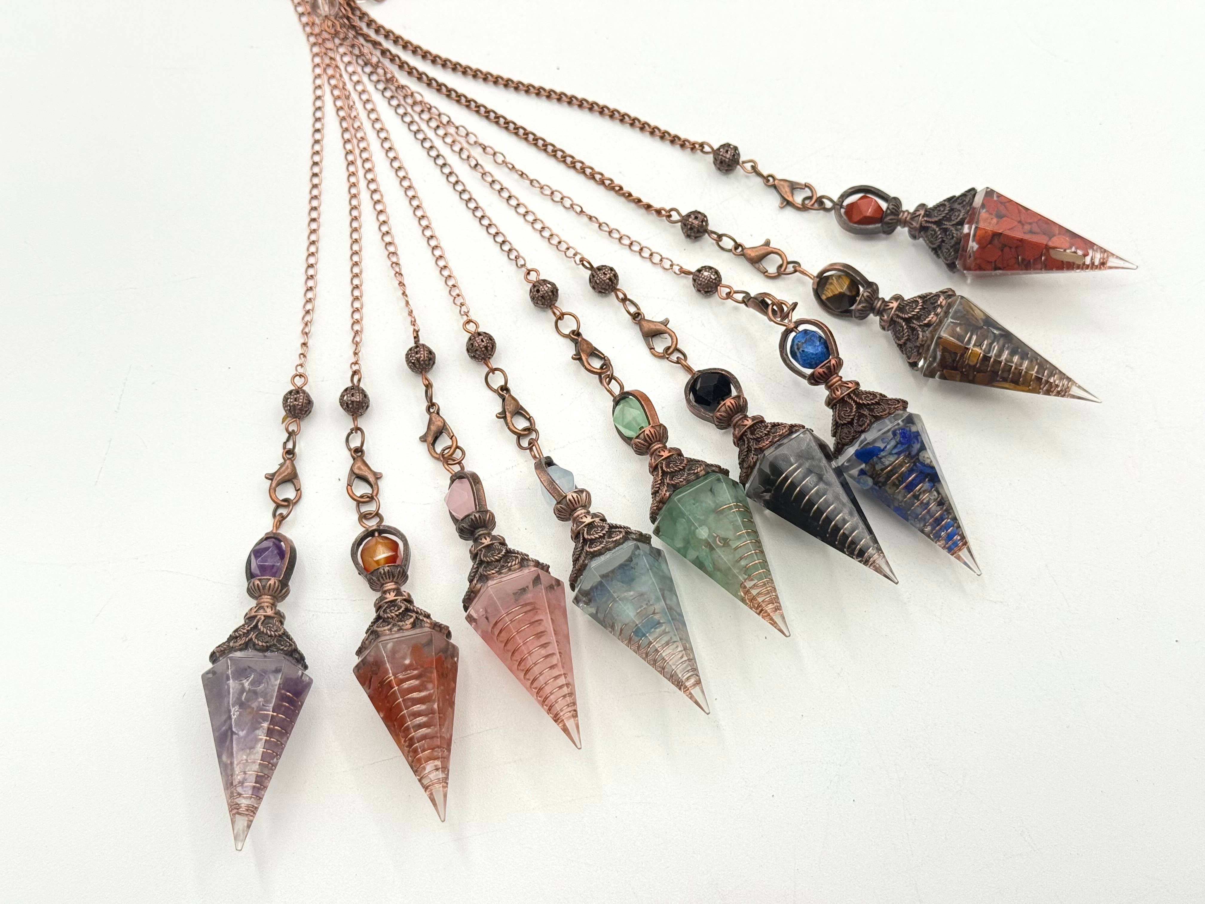 Meraki Gemstones – wholesale Pendulum board – Lapis Lazulli Gemstone Chips w/ Copper in Resin Pendulum4