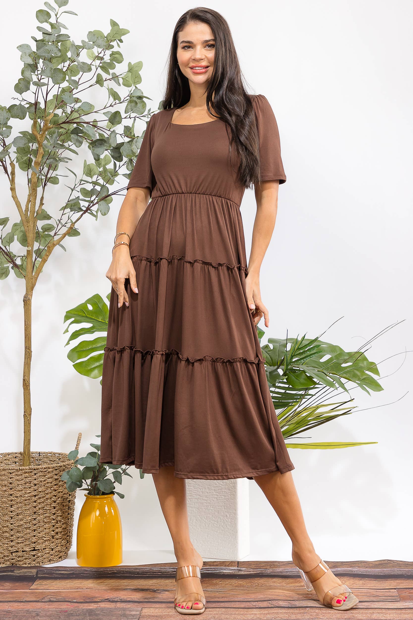 H&H Fashion Inc. – Großhandel Kleid – Damen – JR778X-S Plus Size Stufen-Midikleid mit quadratischem Ausschnitt24
