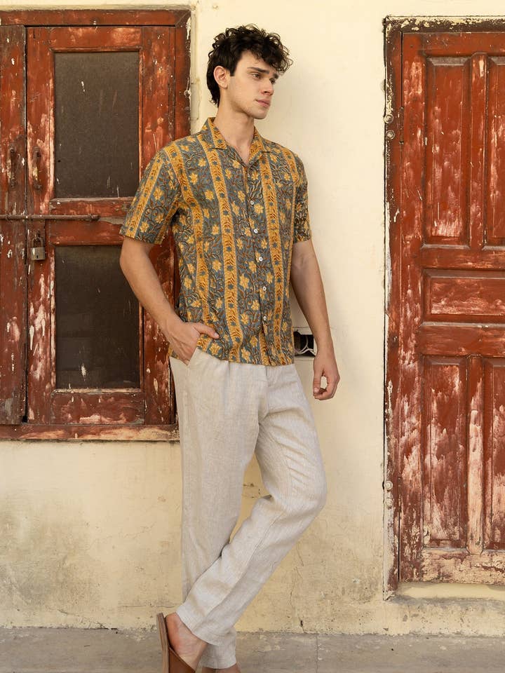 Maglietta Peepal per la vendita all'ingrosso da parte di Studio Kibun