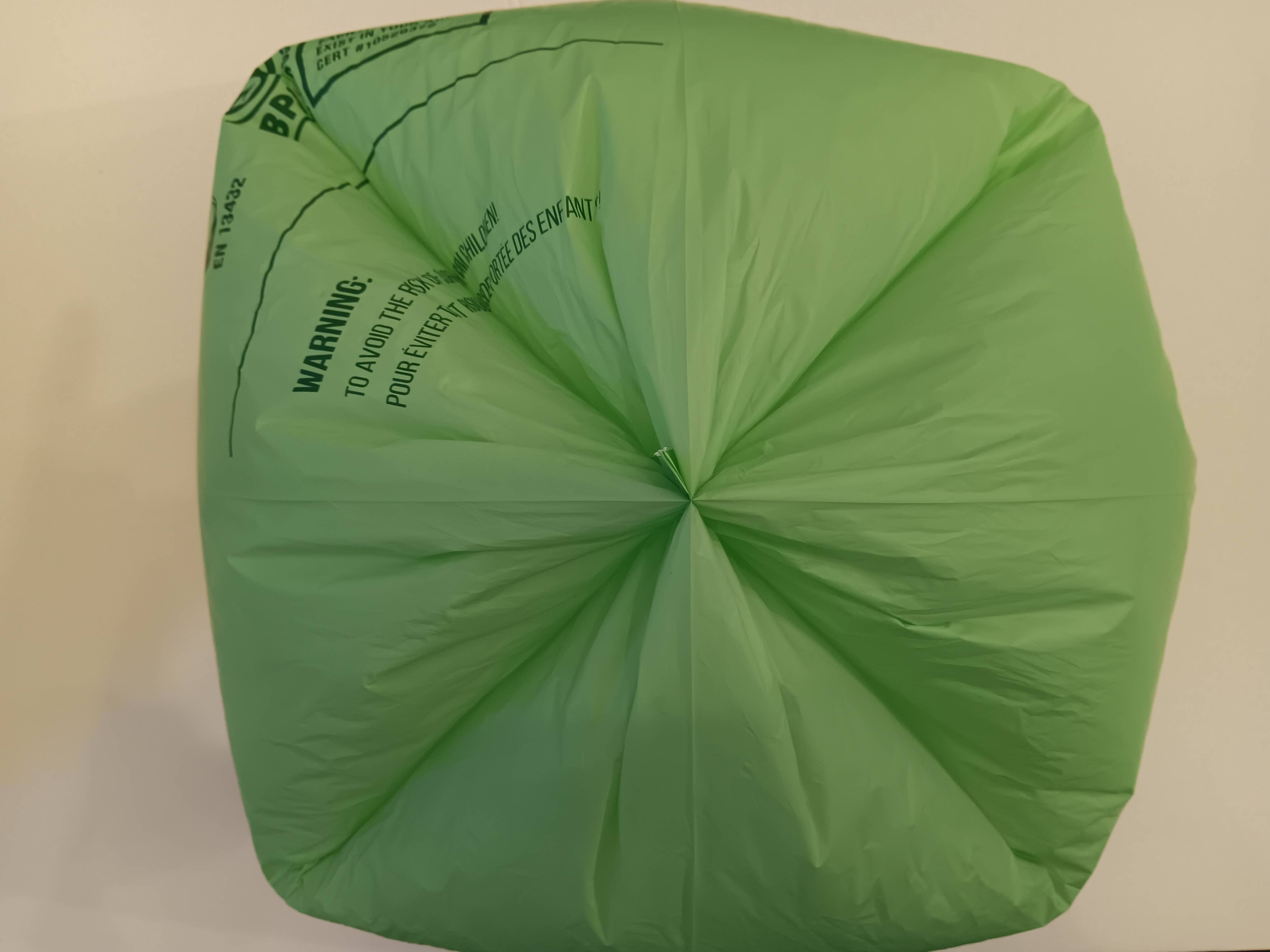 Earthly Change - Wholesale Rubbish can/Rubbish bin - Compostable Biodegradable Garbage Bags (English/French)5
