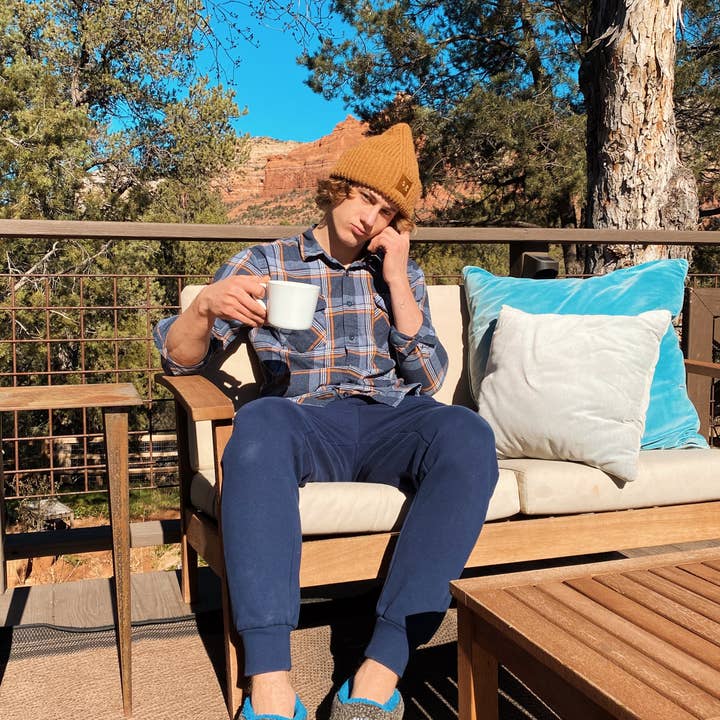 Oooh Yeah/Sock It Up/Oooh Geez Slippers – Chinelos - Homem por atacado – Got Real | Pantufas Masculinas Emoji Poop Fluffy House1