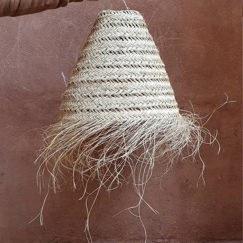 Moroccan Natural bazaar – Großhandel Lampenschirme – Kegelförmiger Lampenschirm, gewebt aus natürlichen Doumfasern4