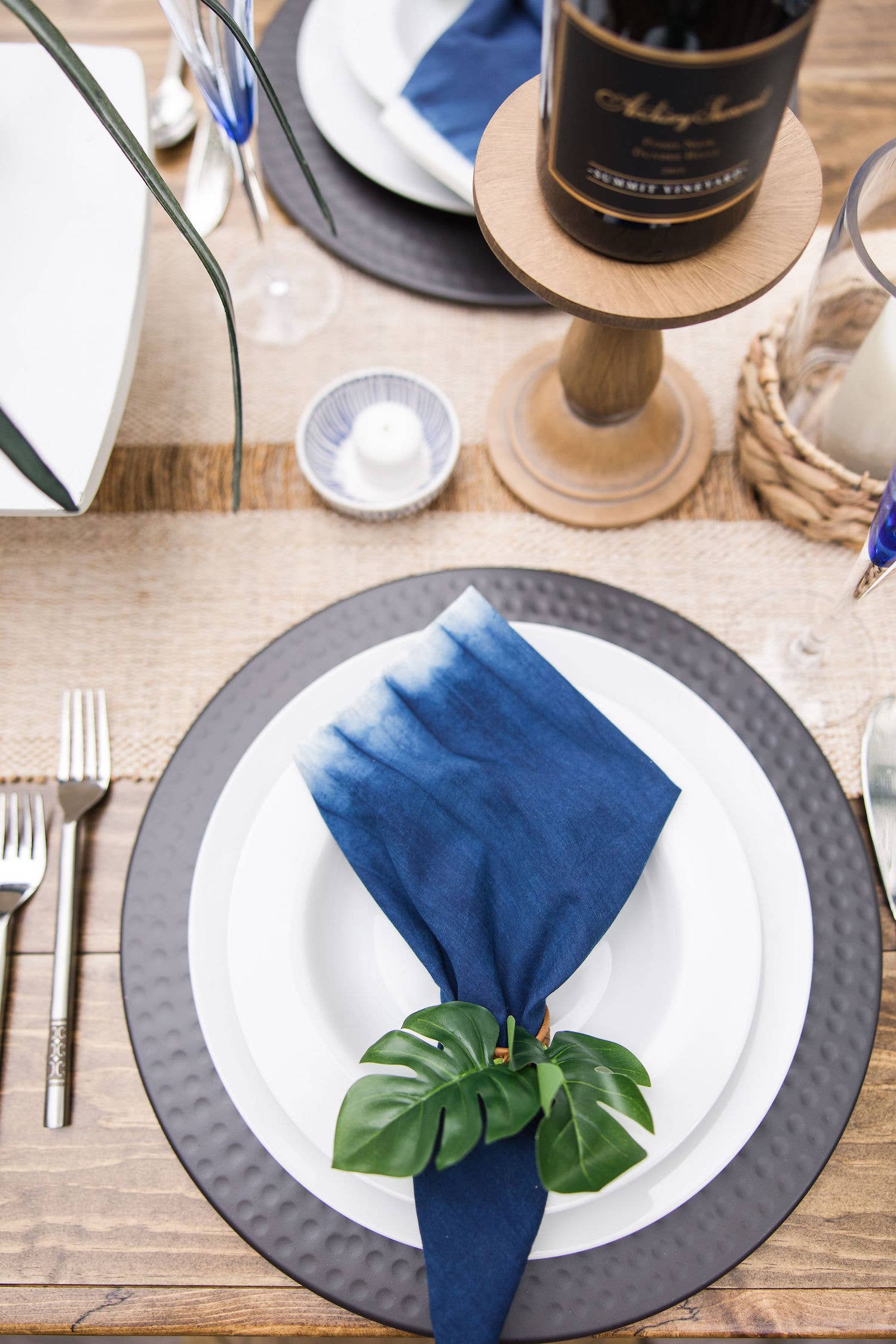 TerraKlay – wholesale Dinner & cloth napkin – Indigo Blue Cotton Napkins Naturally Dyed Ombré Shibori1