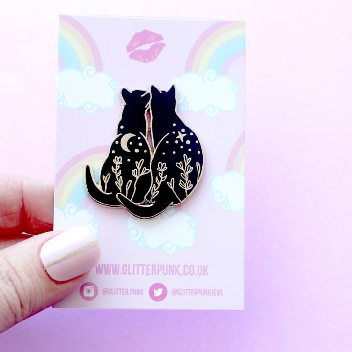 Black Cats Stargazing emaille pin voor wholesale door Glitter Punk