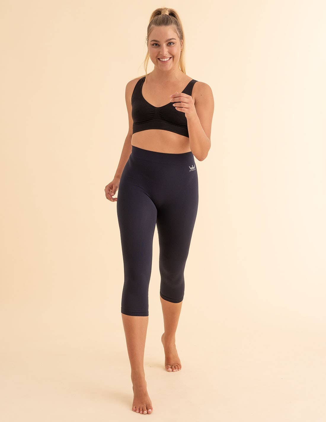 Anaissa - Wholesale Athletic/Lounge Leggings - Women's - Pack-2 Capri Push Up Leggings 160 den FIR Technology Lena2