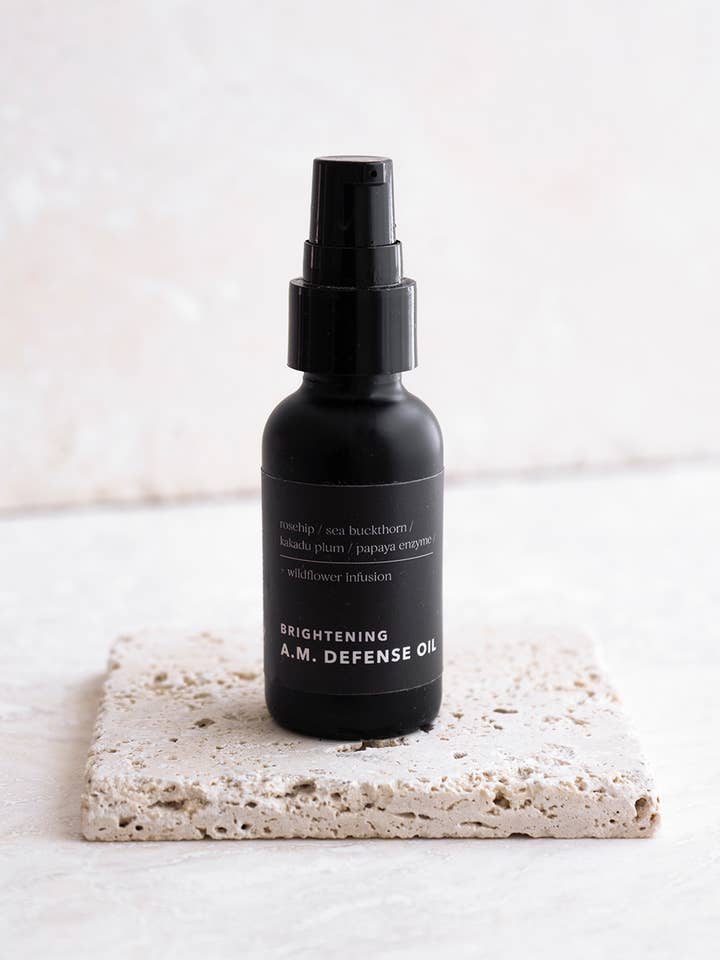 Huile de défense éclaircissante A.M. pour la vente par Rootanicals