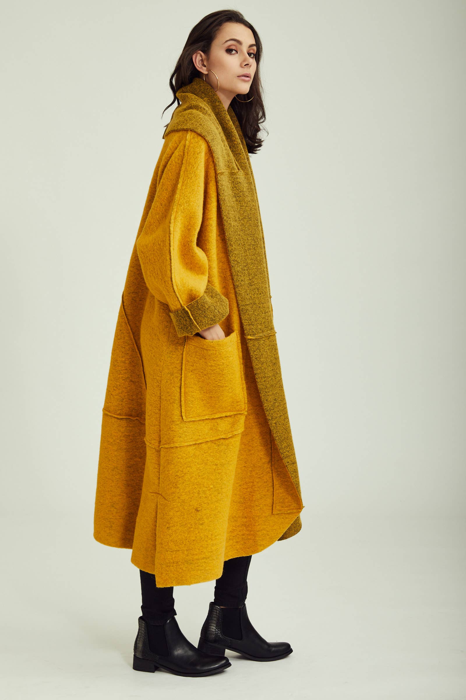 ORNELLA PARIS – wholesale Rock - Dam – ULLKAPPAN BLL-M9804311