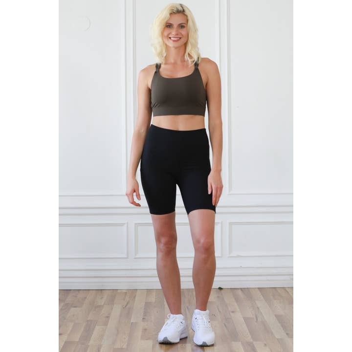 Noir Blair Ultra High-Rise Postpartum Compression Biker Short 8'' (Noir) for wholesale on Faire1