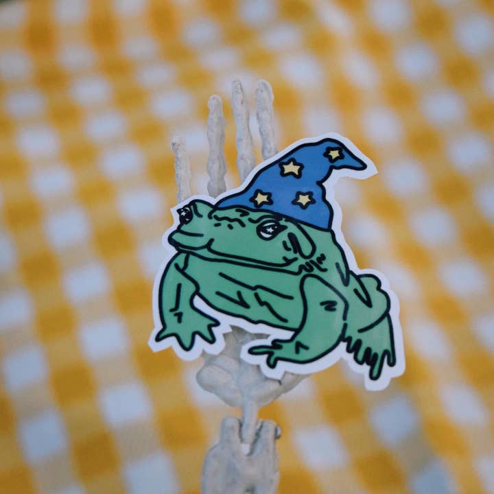 Wizard Frog Vinyl klistermärke, söt groda klistermärke, vattentät för wholesale av Toadstool Creations