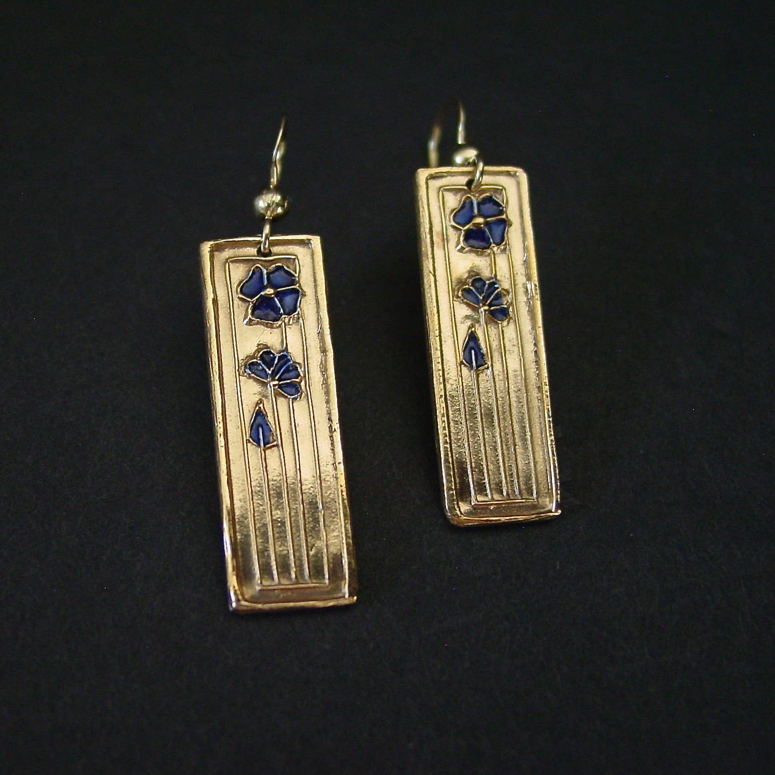 Vis a Vis Jewelry - Wholesale Hangende/ronde oorbellen - Kleine madeliefjes oorbellen - Herfst sieraden1