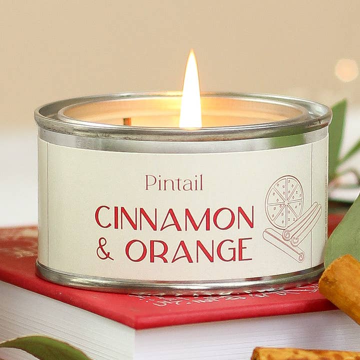 Vela navideña con forma de canela y naranja Paint Pot Candle I (paquete de 6) y otras tendencias de Resultados para cosas para el hogar al por mayor. Devoluciones gratuitas y condiciones de pago a 60 días en Faire en Faire.