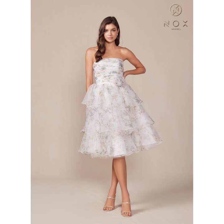 Stropløs lagdelt cocktailkjole med blomsterprint Q842 for engroshandel hos Noxanabel