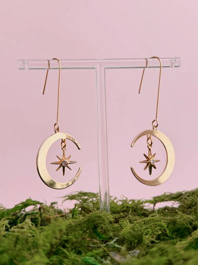 Moon + Stars Drops — Hypoallergen, Mond und Stern, mit Juwelen besetzt für den Großhandel von Golden Hour Designs