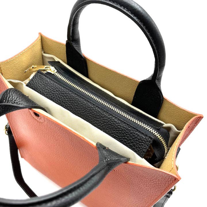 Suie Valentini srl - Wholesale Shoulder Bag - Women's - Genuine leather shoulder bag, for women, made in Italy, art. 11244512