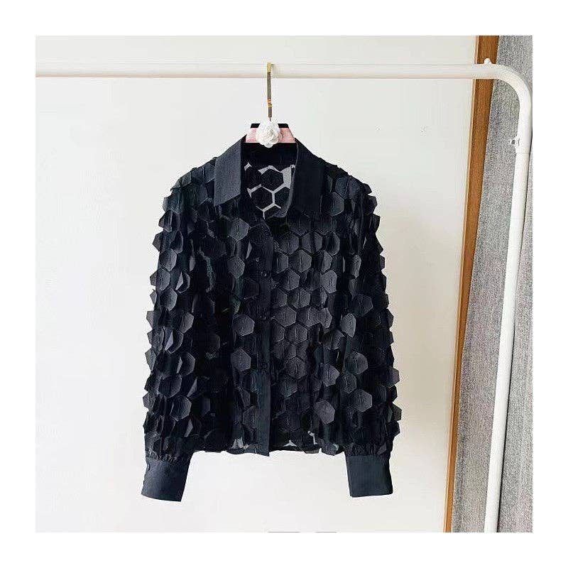 UZ Wholesale Store – Engroshandel Skjorte med buttondown – til kvinder – Løstsiddende kronbladformet chiffonmesh-skjorte1