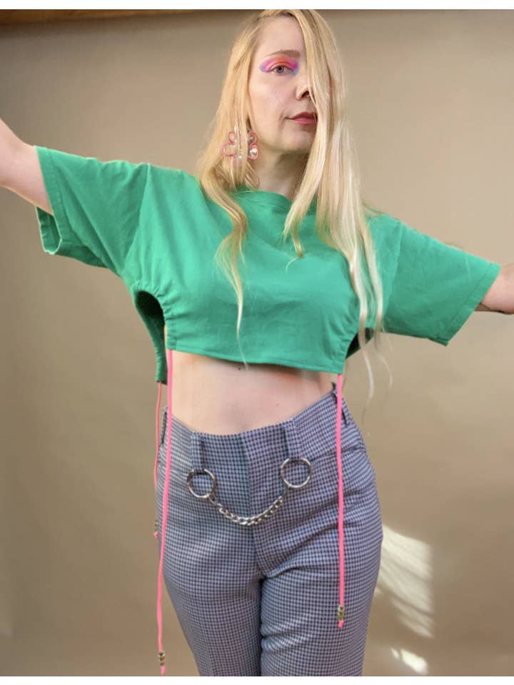 Shop Journal Vintage - Wholesale T-Shirt - Women's - Custom cutout ruch side tee3