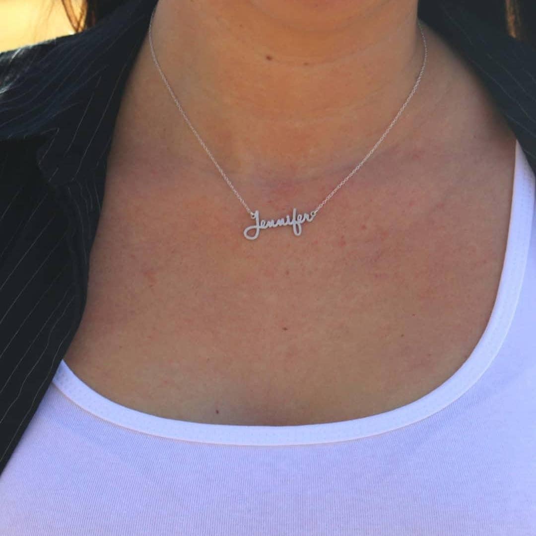 Tres Carmela - Wholesale Pendant/Charm Necklace - Personalized Dainty Minimalist Name Necklace Silver or Gold1
