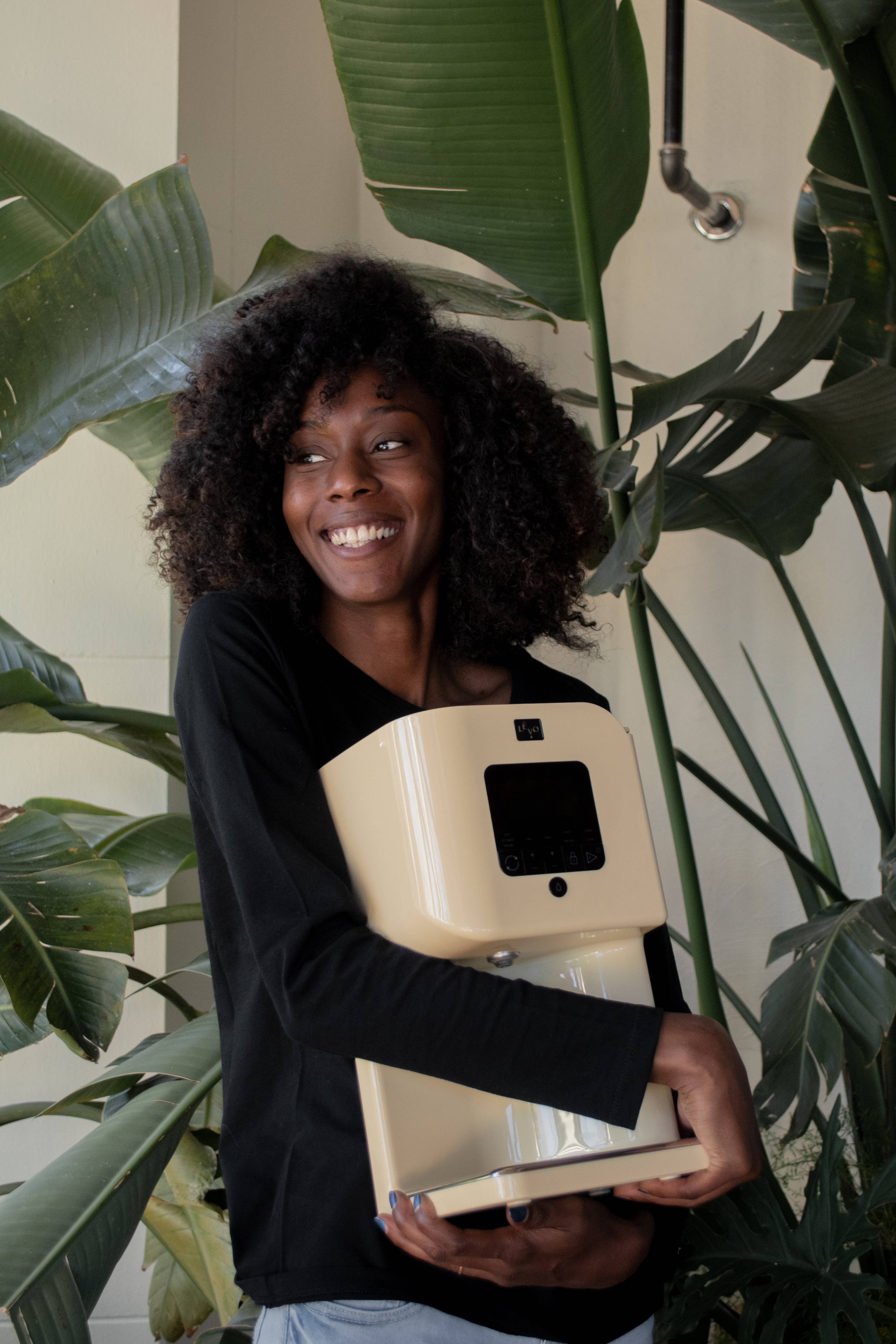 LEVO - Wholesale Kitchen Appliance - LĒVO II+ Herbal Oil Infuser6