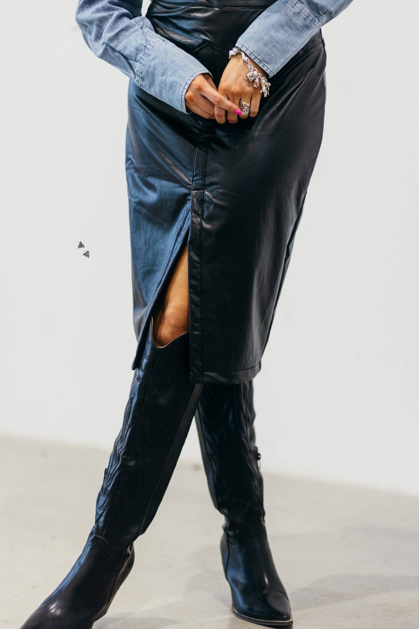 2 Fly Co - Wholesale Blouse - Women's - CORPORATE COWBOY2