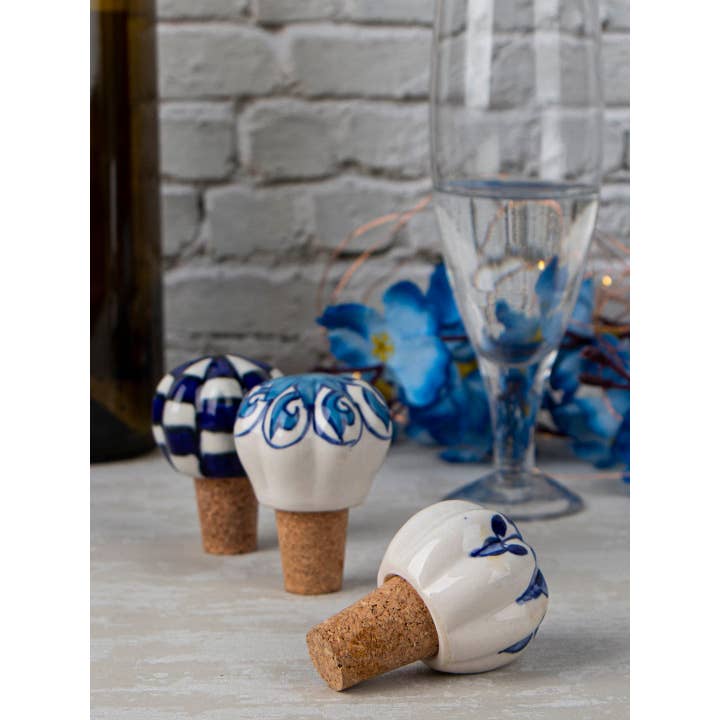 KNOBCO - Wholesale Wine Stopper - Assorted Blue and White Color Bottle Stopper(Set of 2)