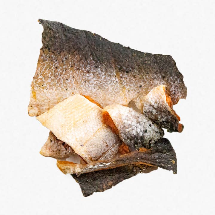 Dehydrated Salmon Skin Twists for wholesale by Wild n Fresh Treats